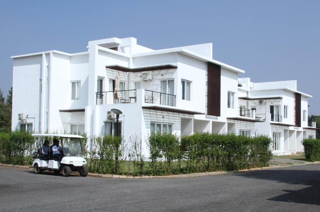 Spree Resort At Century Wintersun Dod Ballāpur Exteriör bild