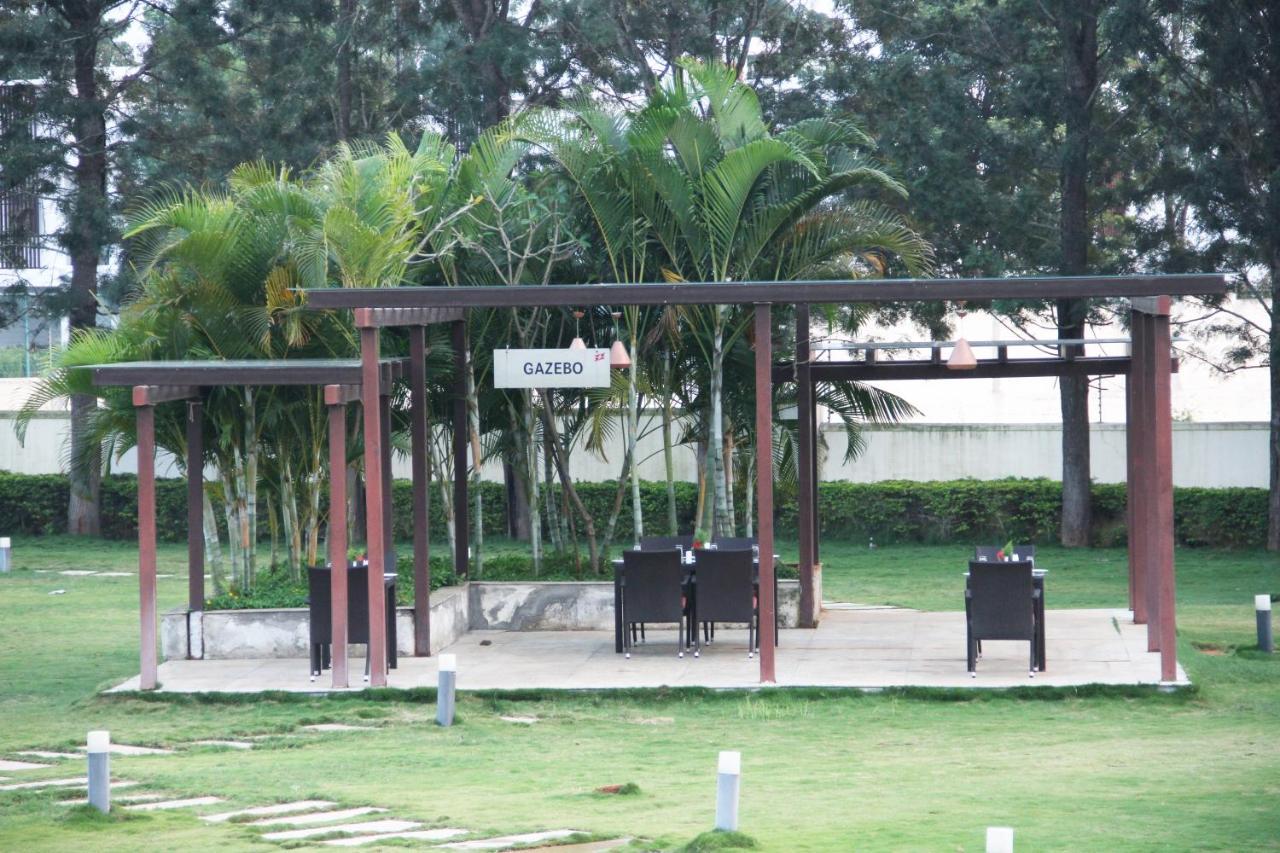Spree Resort At Century Wintersun Dod Ballāpur Exteriör bild